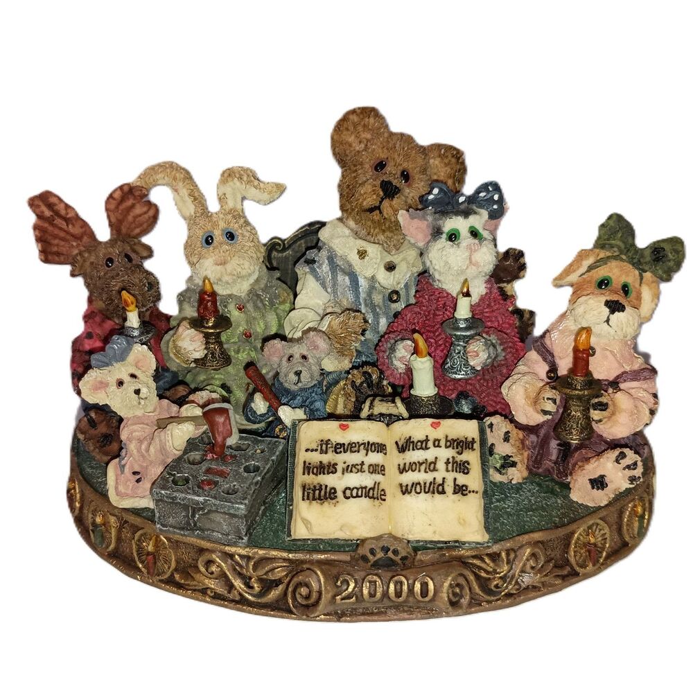 Vintage (1999) Boyds Bears and Friends  - "Light a Candle for a Brighter World"